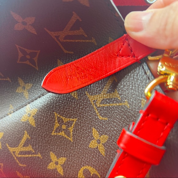 SOLD Louis Vuitton NeoNoe MM in Poppy Red - Picture 5 of 13